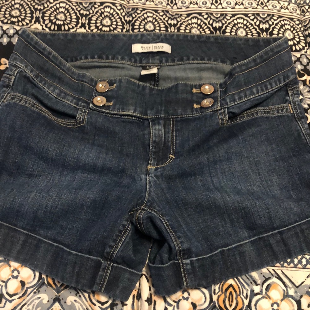 WHBM Blanc shorts size 2